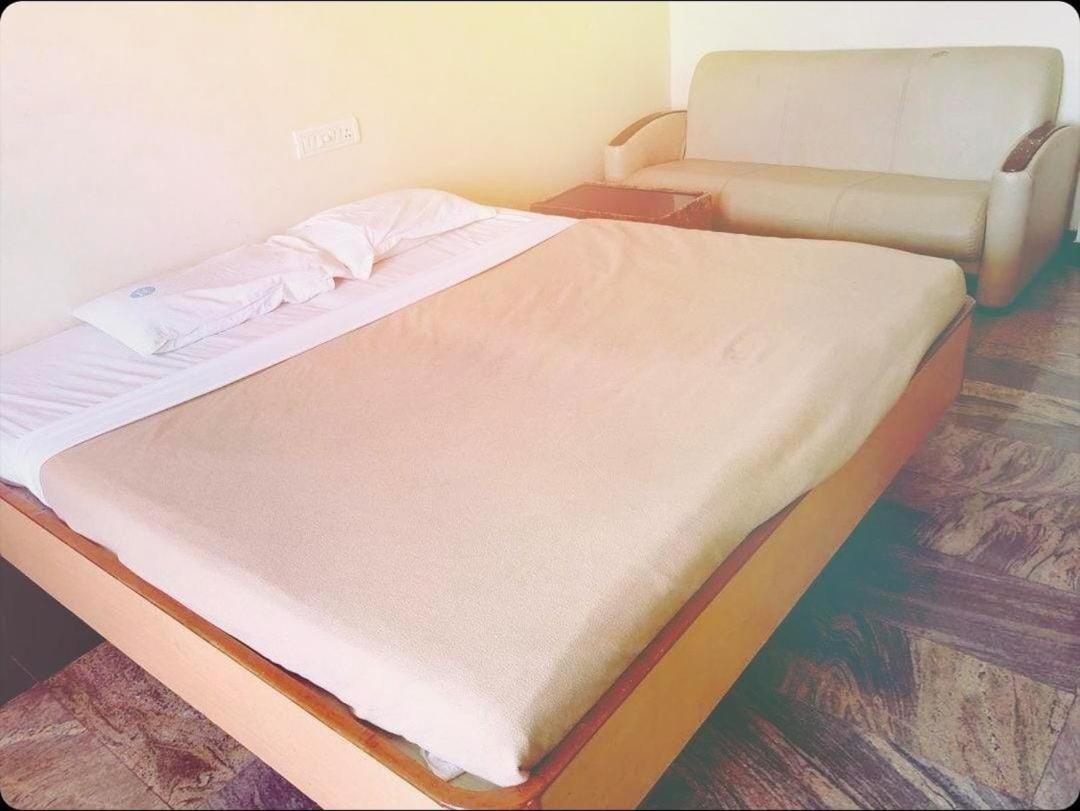 Hotel Annamalai Tiruchirappalli ภายนอก รูปภาพ